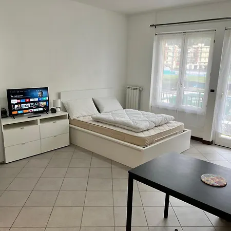 Studio Cala Di Sole 아파트 임페리아